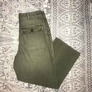 Abercrombie Cropped Straight Leg Cargo Pants (25)